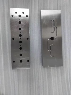 P20 ডিসইনফেক্টর স্প্রে ক্যাপ মোল্ডের জন্য প্রাক-কঠিন মোল্ড বেস