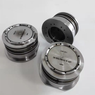 H13 স্টিলের কোর ইনসার্ট।