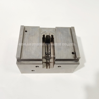 প্লাস্টিক ধারক জন্য CNC মেশিন STAVAX অ স্ট্যান্ডার্ড স্পষ্টতা ছাঁচ কোর