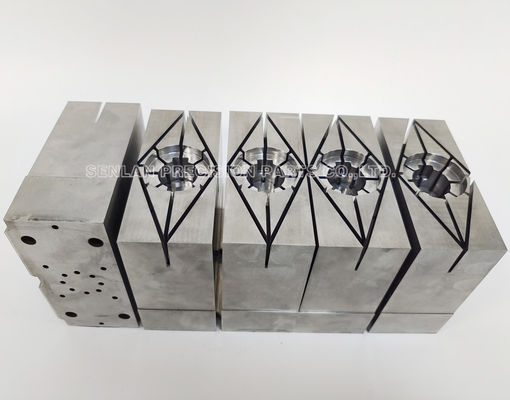 স্টাভাক্স (এআইএসআই ৪২০) গহ্বর সন্নিবেশ।